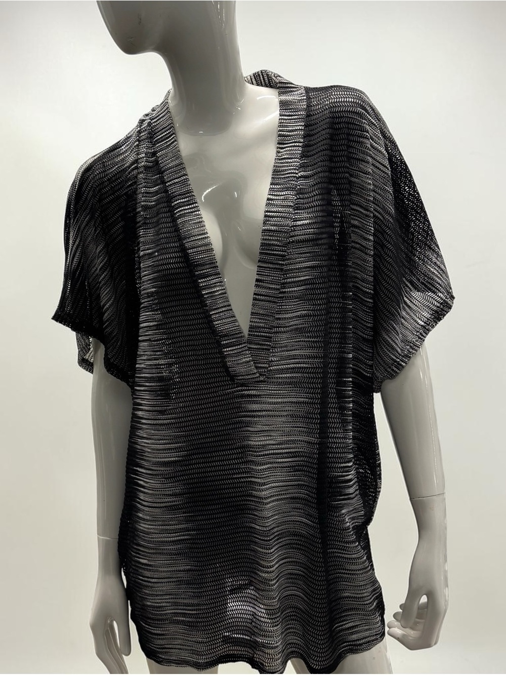 Jordan Taylor Black & White Striped V-Neck Short Sleeve Tunic
